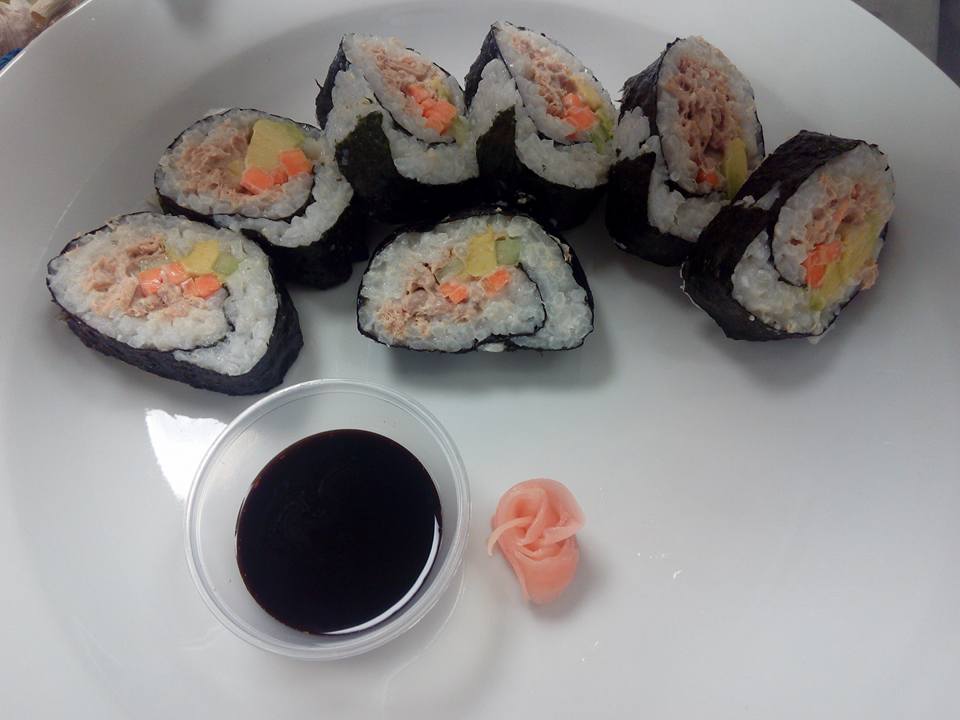DIY Tuna Sushi